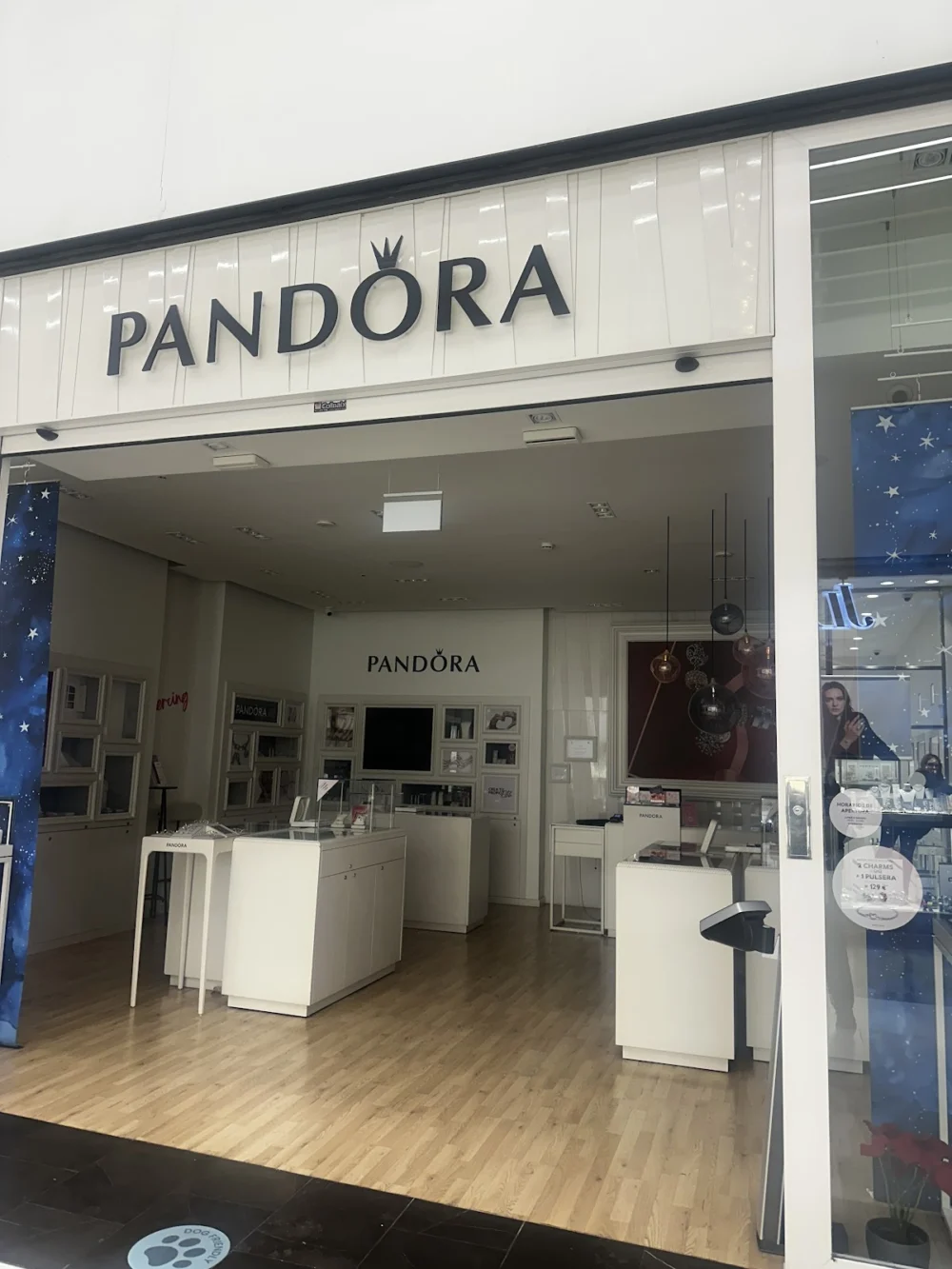 BOUTIQUE PANDORA ISLAZUL