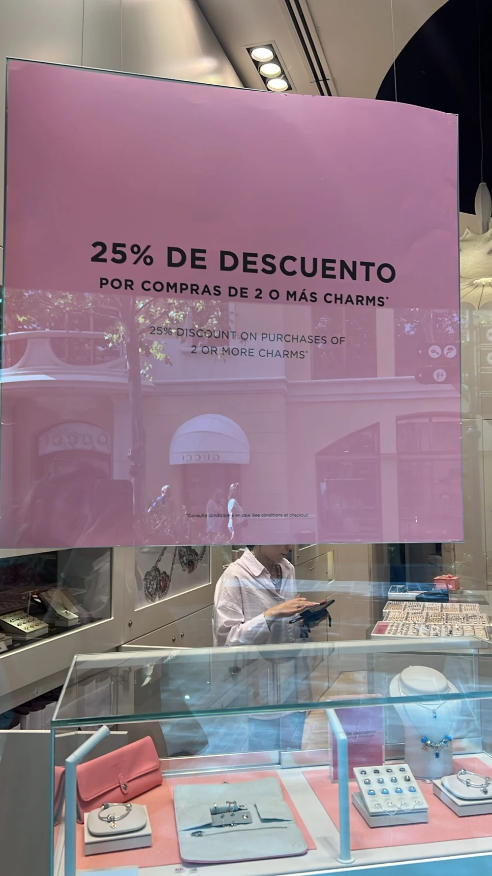 BOUTIQUE PANDORA LAS ROZAS VILLAGE - 2