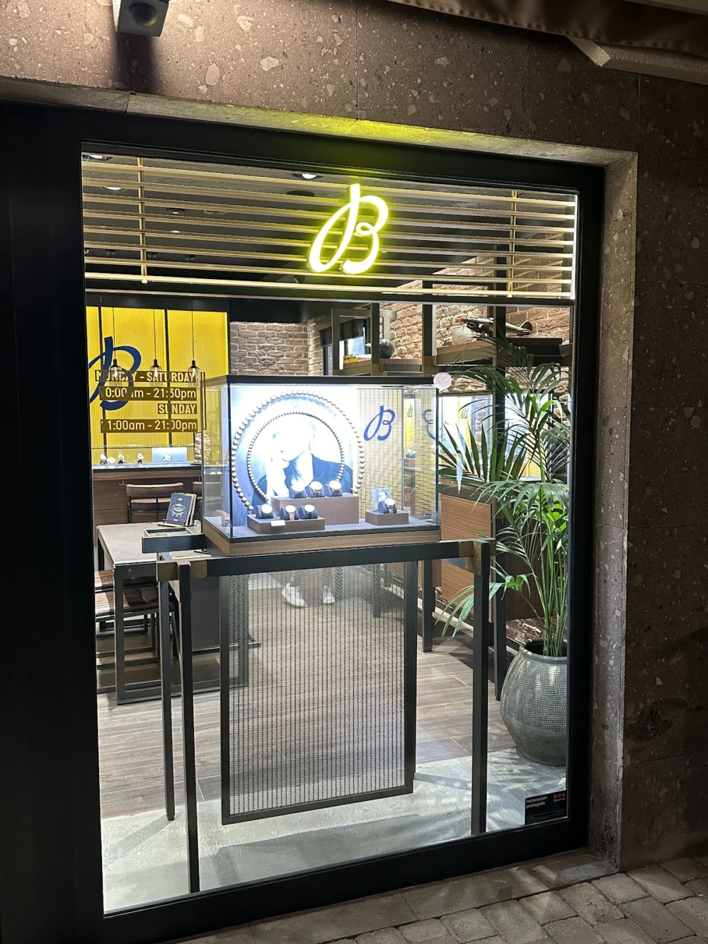 Breitling Boutique - 2