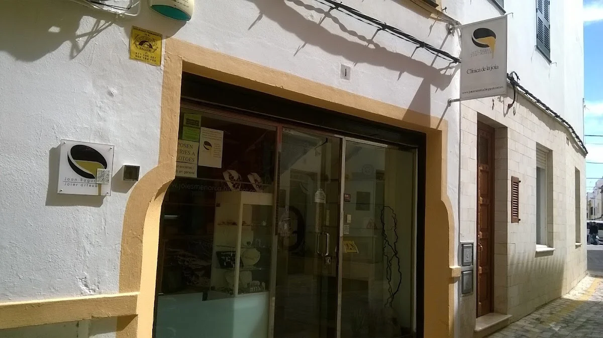 Cliníca de la Joia