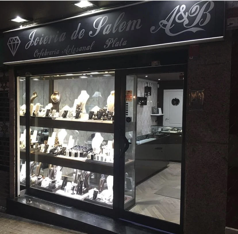 Joieria De Salem A&B