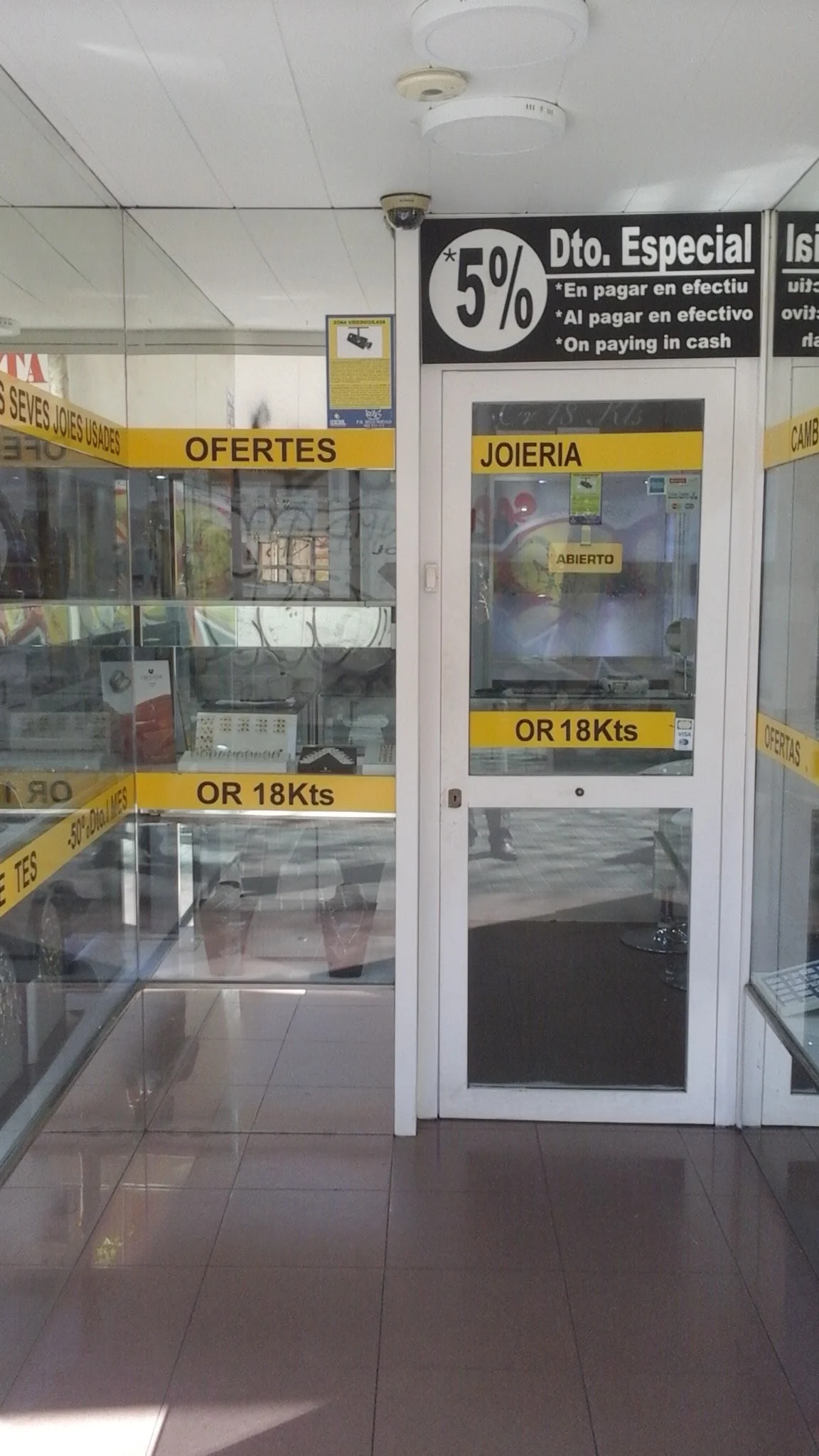 JOIERIA Diva SAI RAM(frente de Metro Sant Antoni)💍 - 2