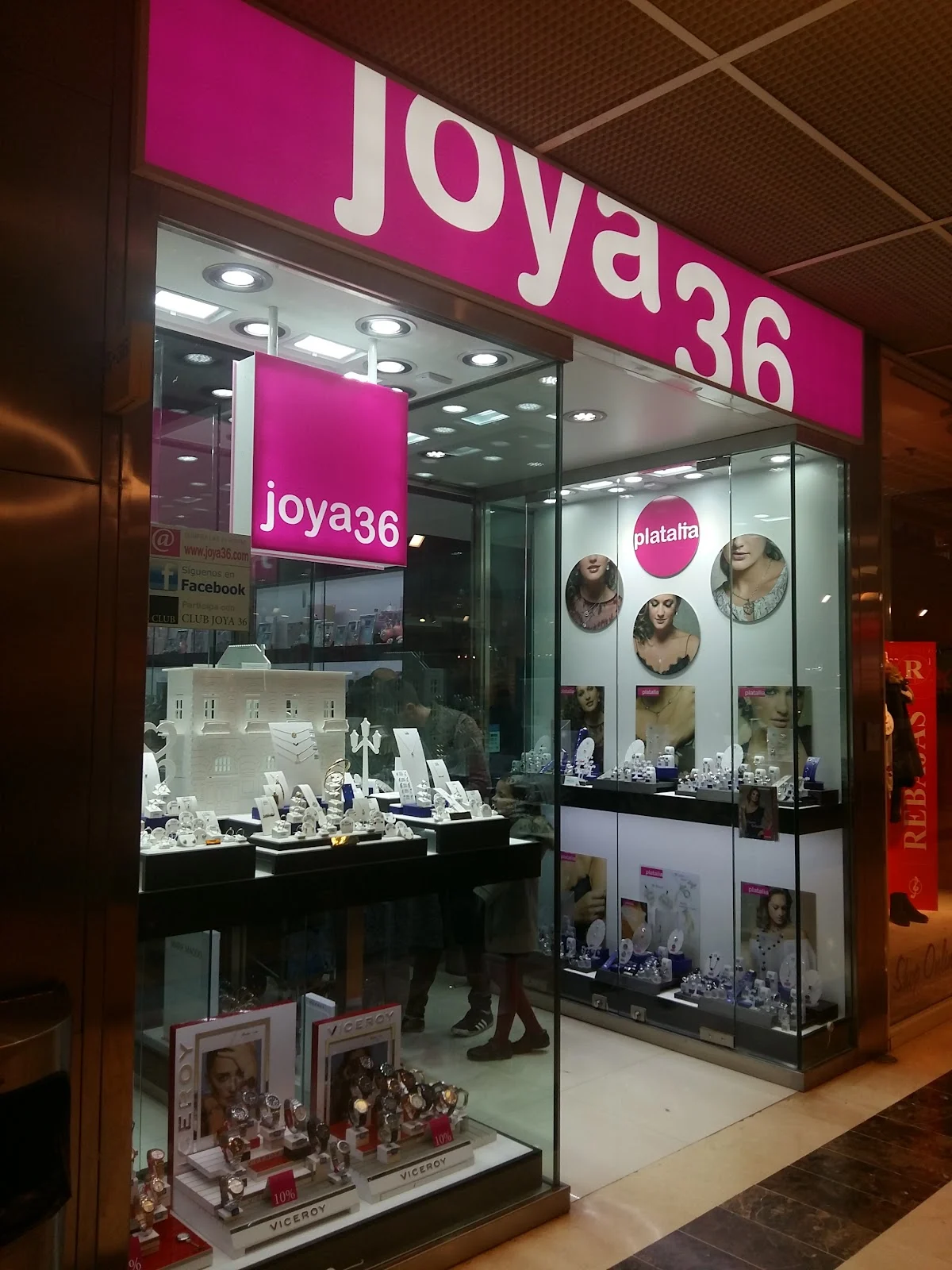 Joya 36 (C.C. Cuatro Caminos) - 2