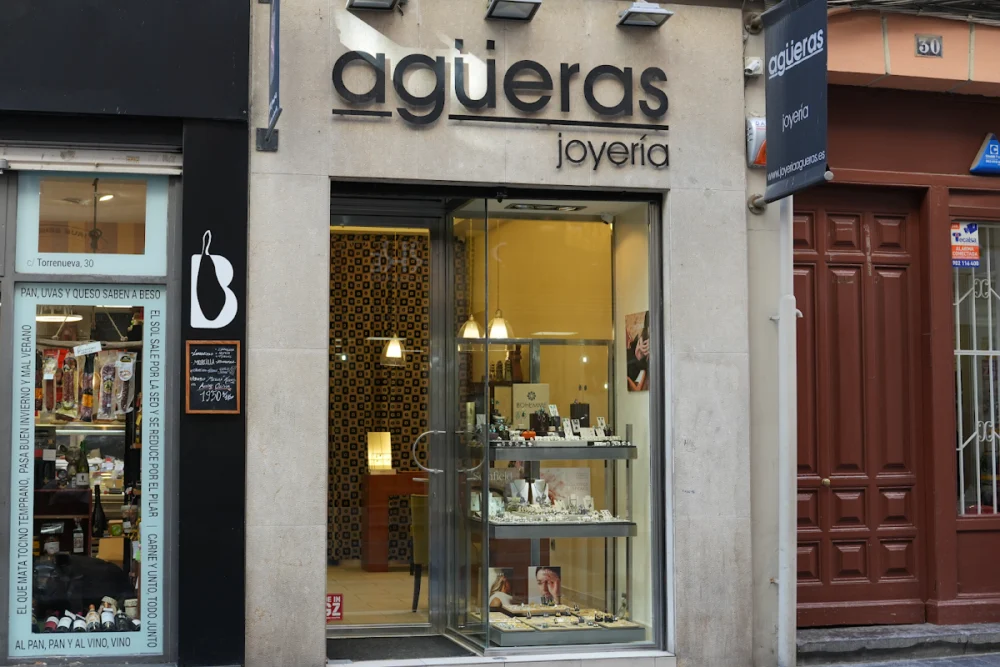 JOYERÍA AGÜERAS Contemporánea y de diseño - TALLER PROPIO