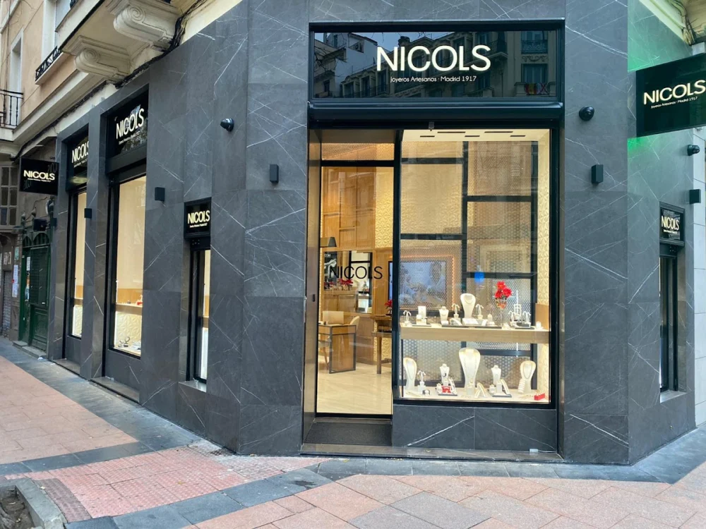 Joyería Nicols - Alianzas de boda y Anillos de Compromiso
