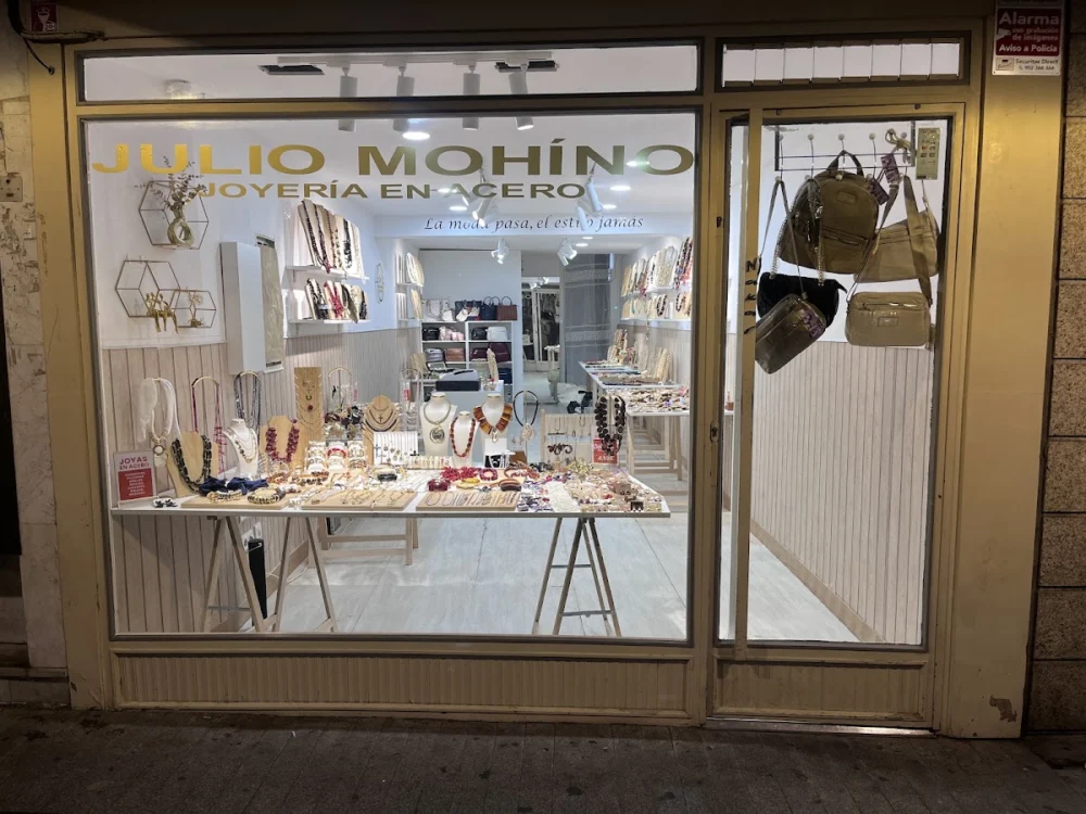 Julio Mohíno Joyería En Acero