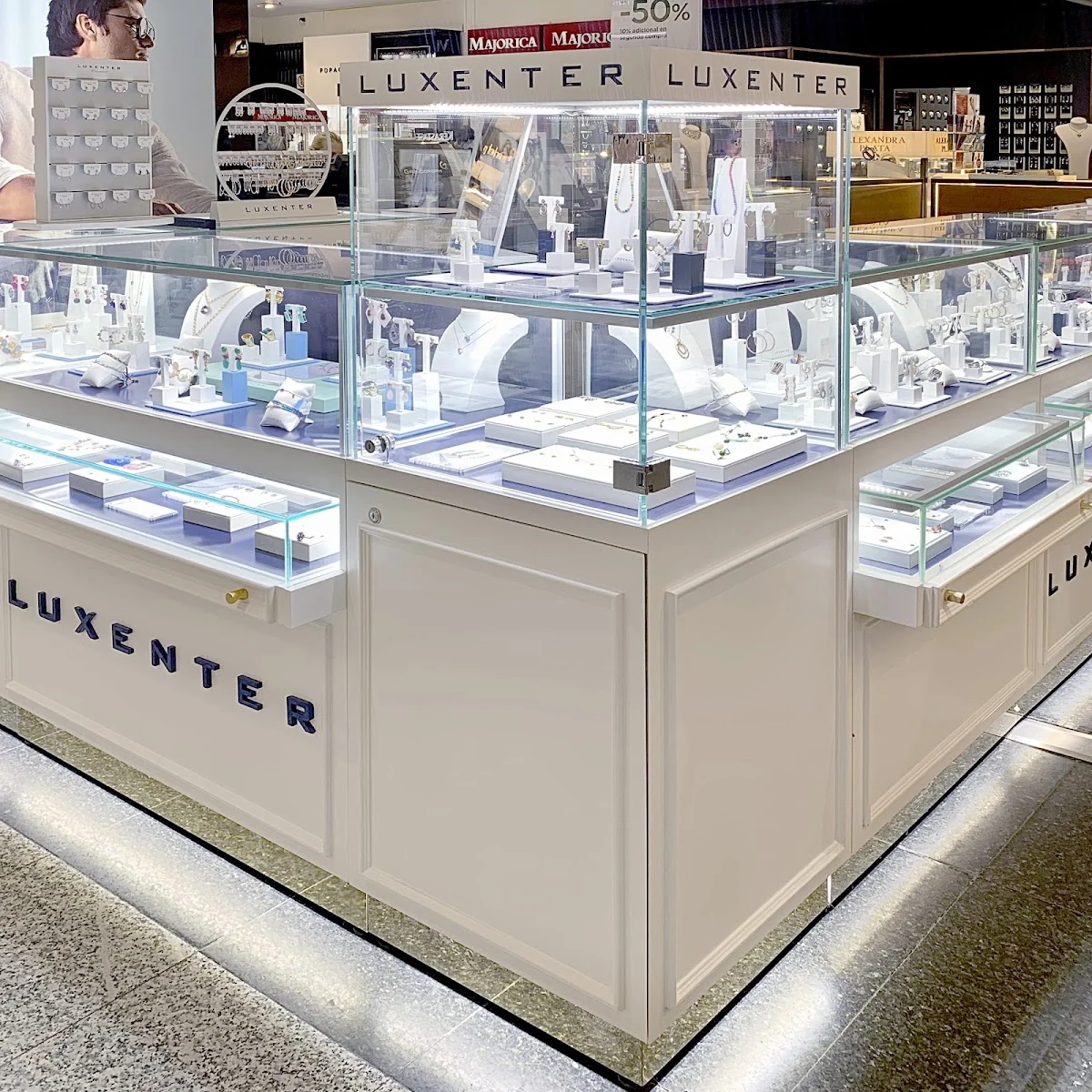 Luxenter - El Corte Inglés Conquistadores