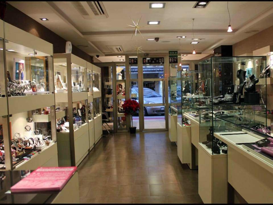 María Joyas