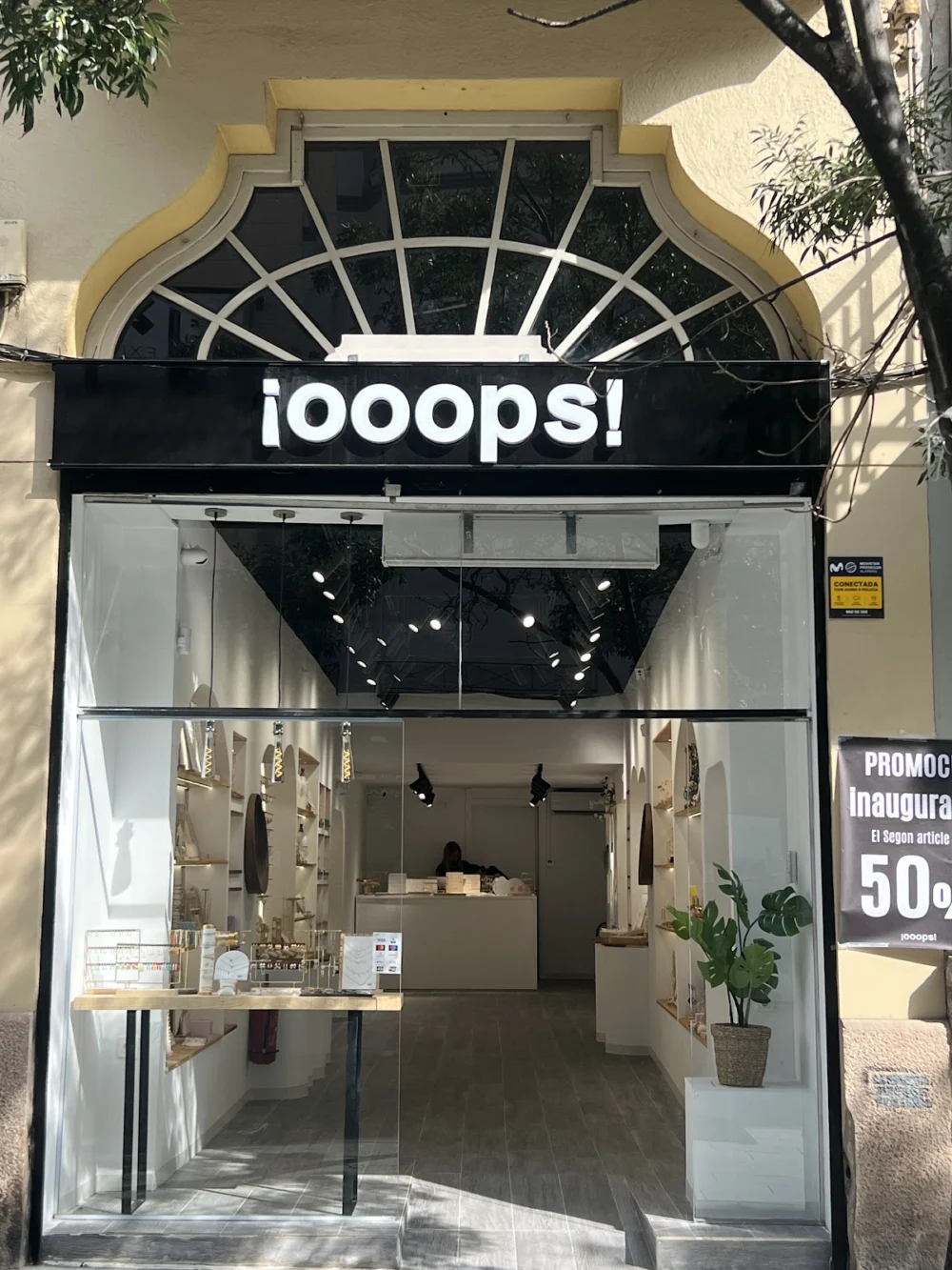 OOOPS