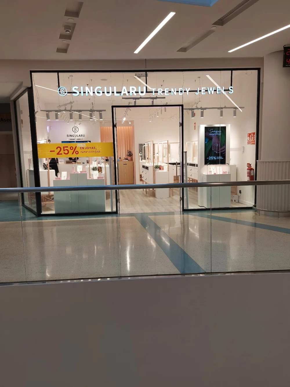 SINGULARU - 2