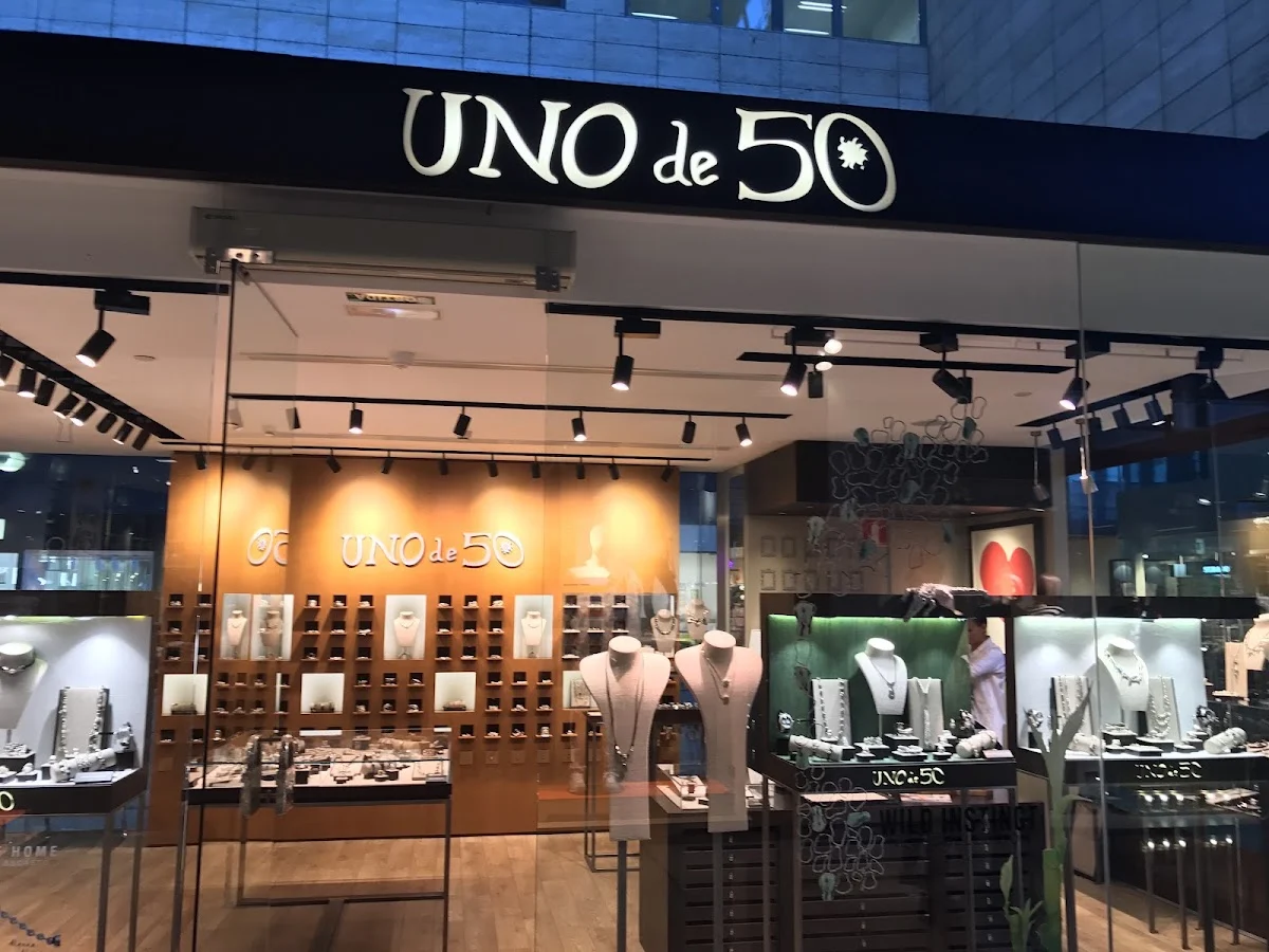 UNOde50 - El Corte Inglés Diagonal